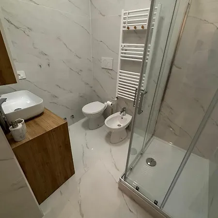 Rhome 71 3*