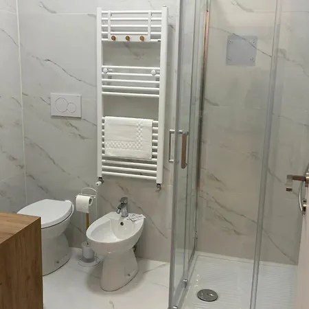 Konukevi Rhome 71 Roma